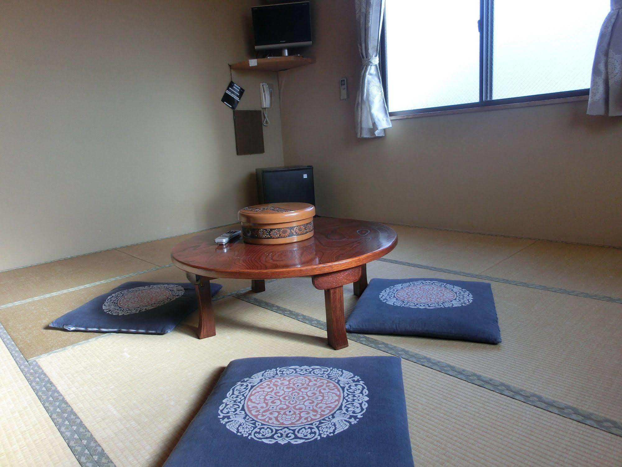 Oyado Iguchi Hotel Takayama  Buitenkant foto